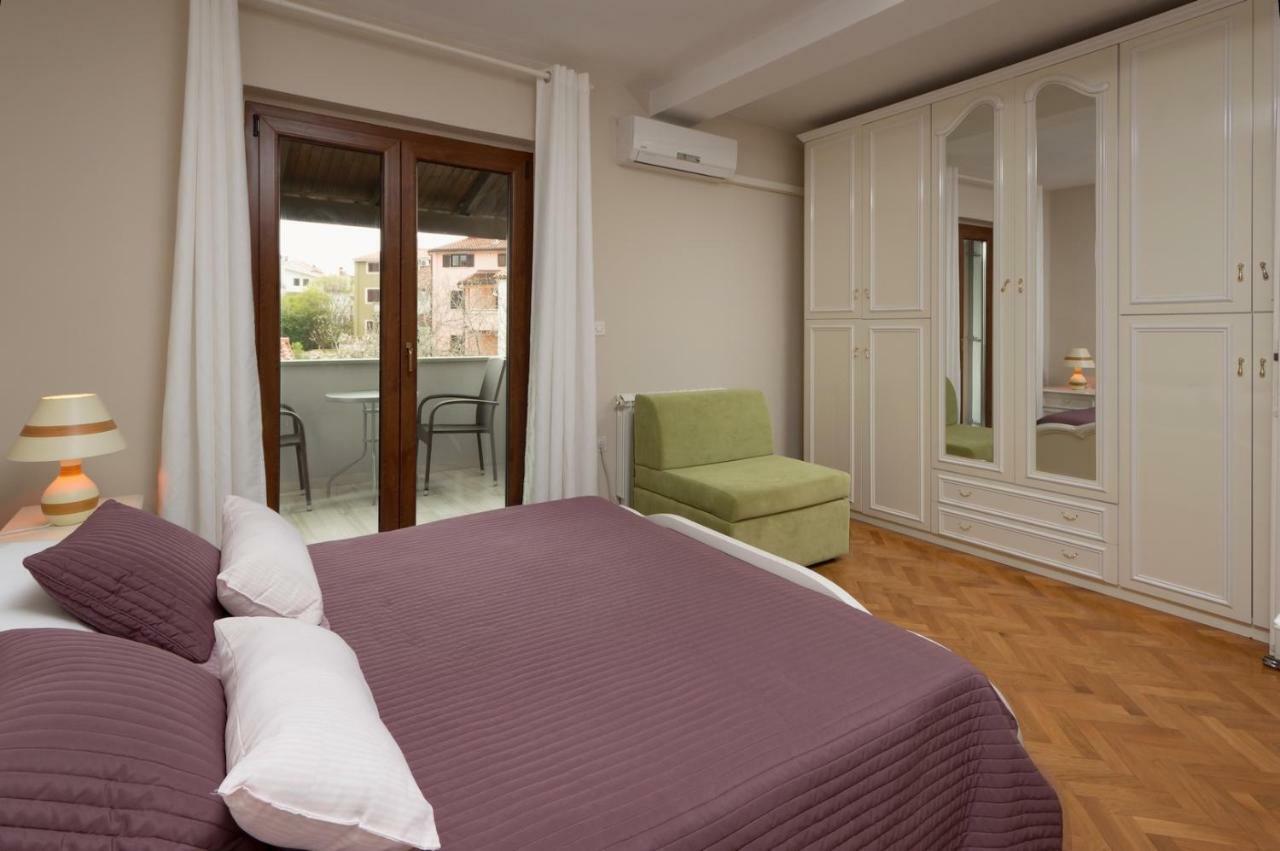 Apartments Sasha Pula Luaran gambar